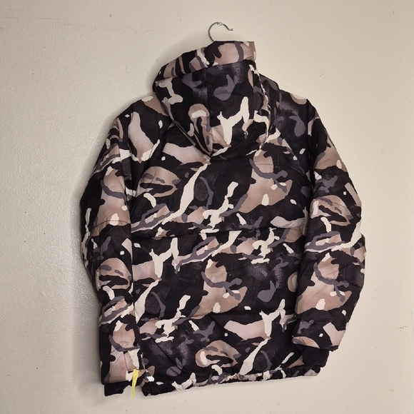 All in Motion Kids Puffer Jacket - Black, Gray, White Camo - Picture 9 of 13